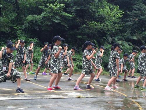 孩子不跟妈妈交流的五大原因
