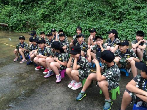 来听听这位同学是怎么说吸毒的↜↝正解！