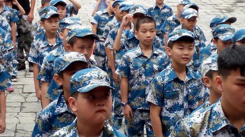 家长为什么让孩子参加军事夏令营?